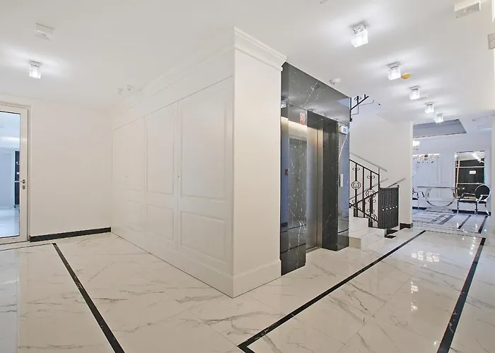 Kameralny 65 Na Starowce * 그단스크